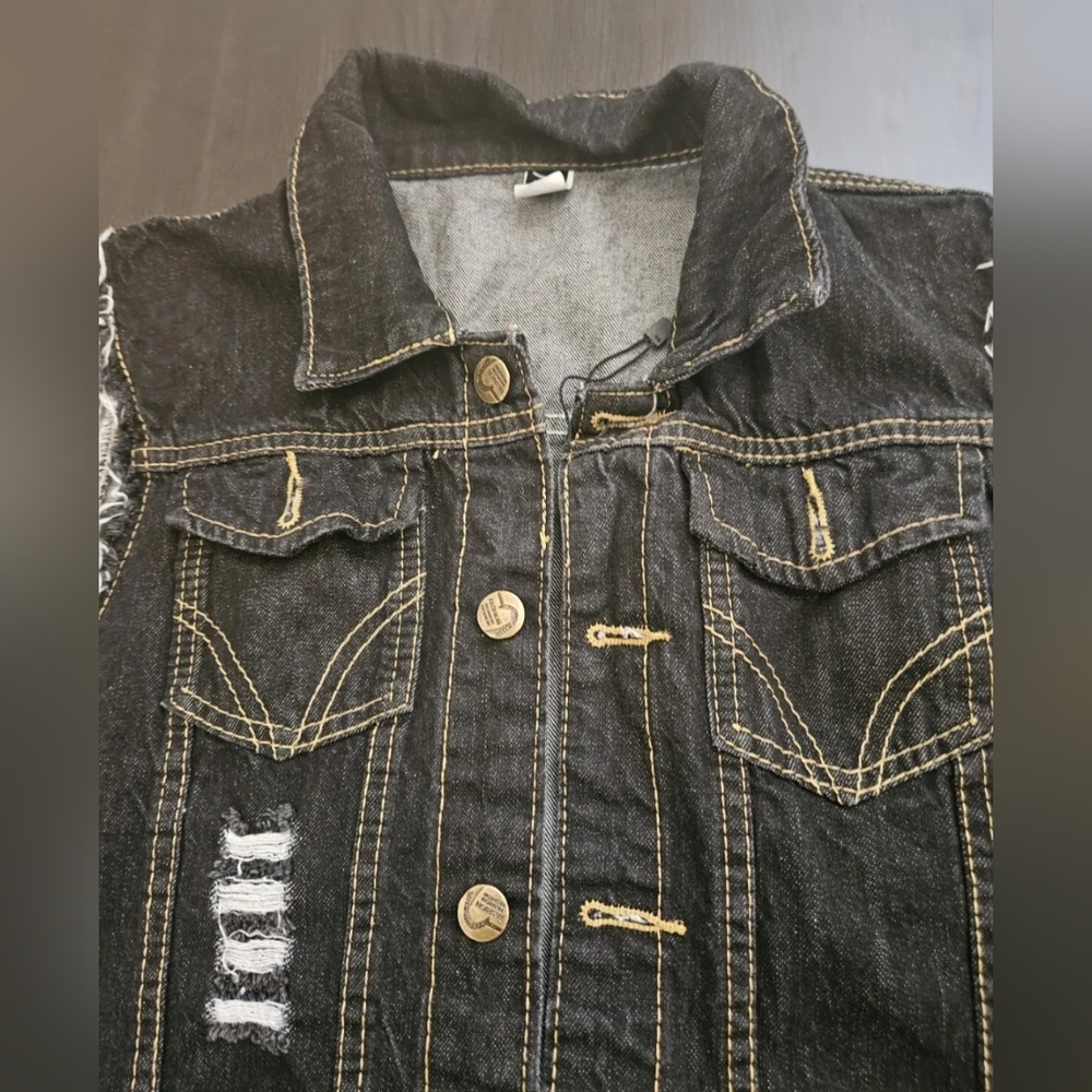 Black unisex vest small to medium built